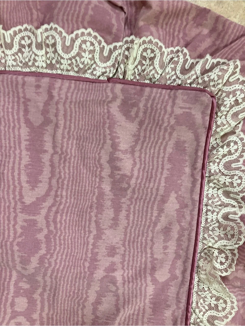Vintage-Style Rose Mauve Decorative Pillow Covers with Lace Trim